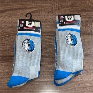 NWT NBA Dallas Mavericks Men's Crew Socks - Blue and Gray